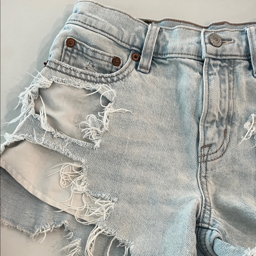 American Eagle Outfitters Ripped Light Blue Jean Shorts - Picture 4 of 7